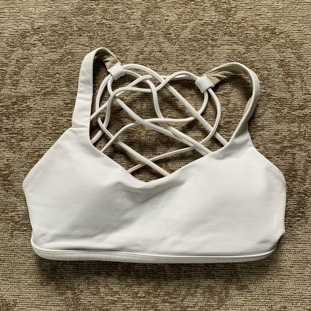 Lululemon sports bra